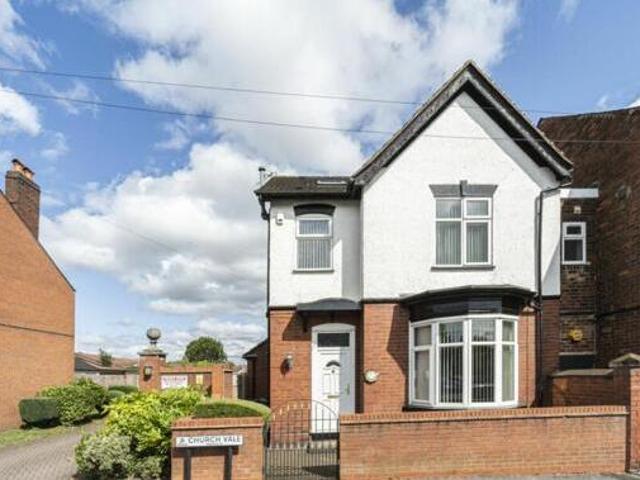 House for sale in Mayer's Green, West Bromwich