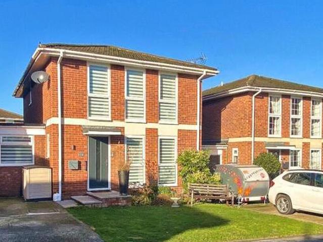 House for sale in Moulsham Green, Hart