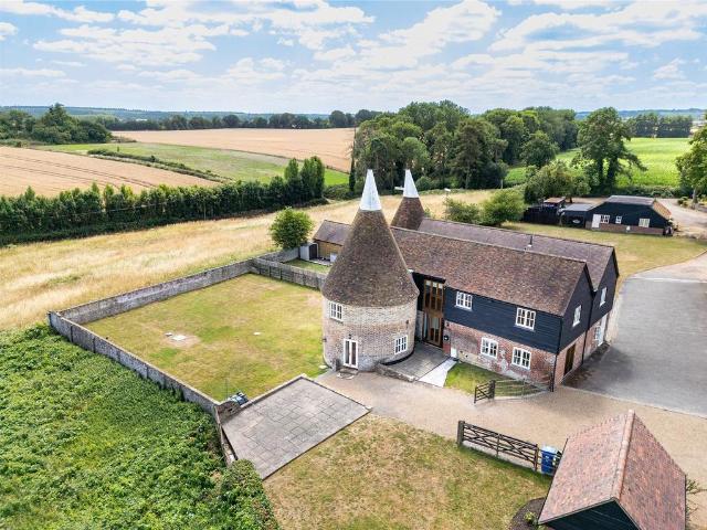 House for rent in Oad Street, Kent