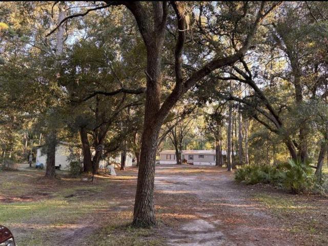 House for sale in Suwannee, Florida