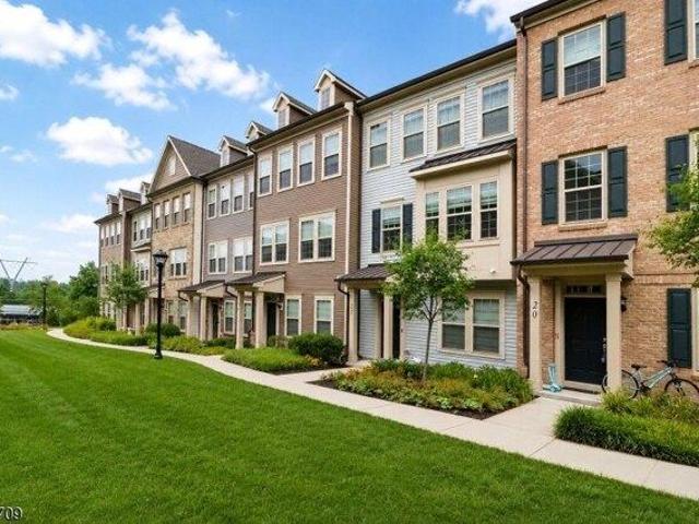 House for sale in Livingston, New Jersey