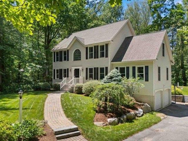 House for sale in New Hampshire
