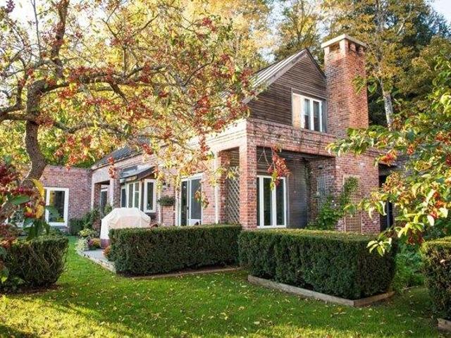 House for sale in Londonderry, Vermont