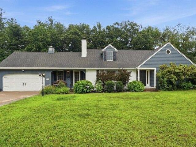 House for sale in Hampden, Massachusetts
