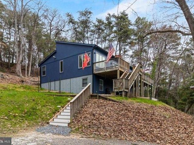 House for sale in Lusby, Maryland