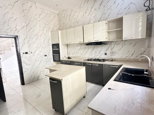 Duplex for rent in Eti Osa, Lagos