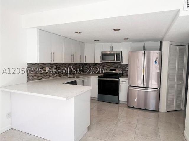 Townhouse for rent in Davie, Florida