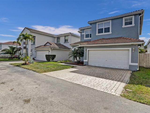 Townhouse for rent in Hollywood