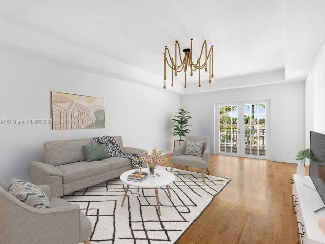 Townhouse for rent in Miami Beach