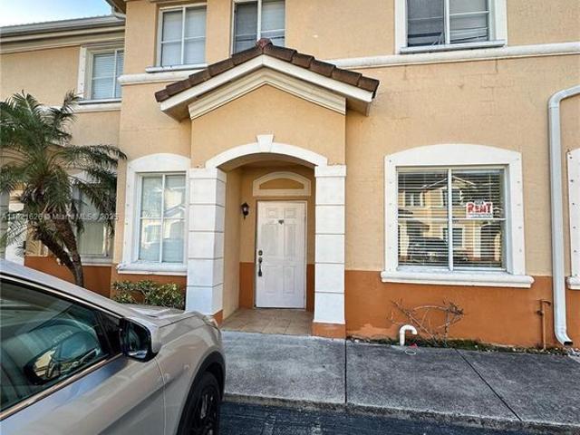 Townhouse for rent in Miami