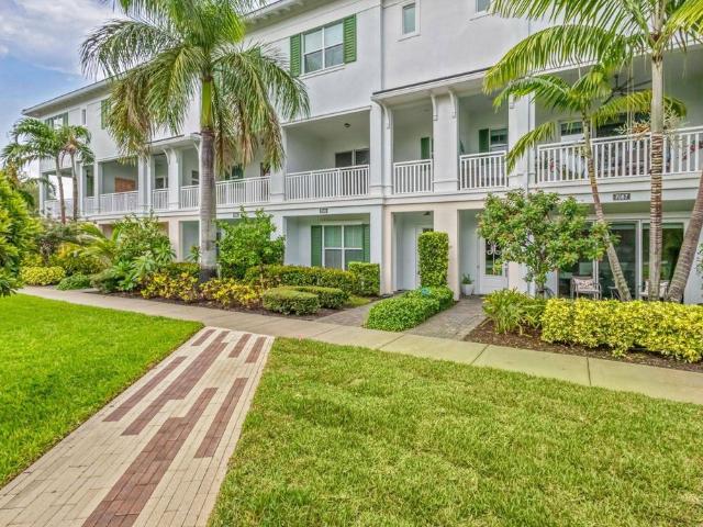 Townhouse for rent in Palm Beach