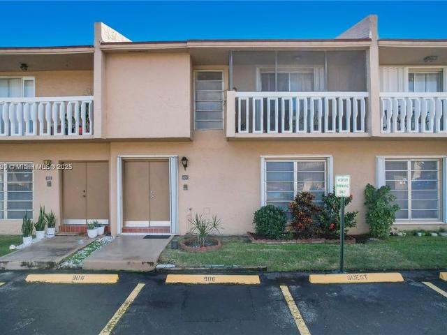 Townhouse for rent in Palmetto