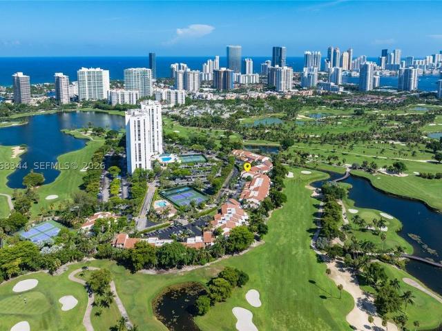 Townhouse for sale in Aventura, Florida