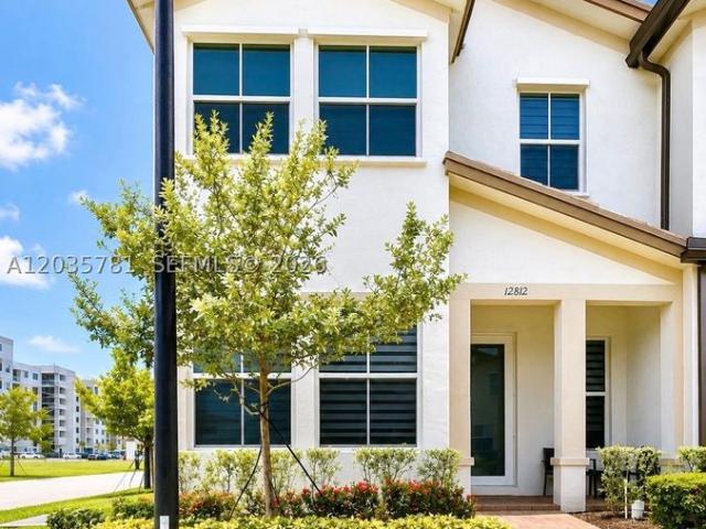 Townhouse for sale in Homestead, Florida