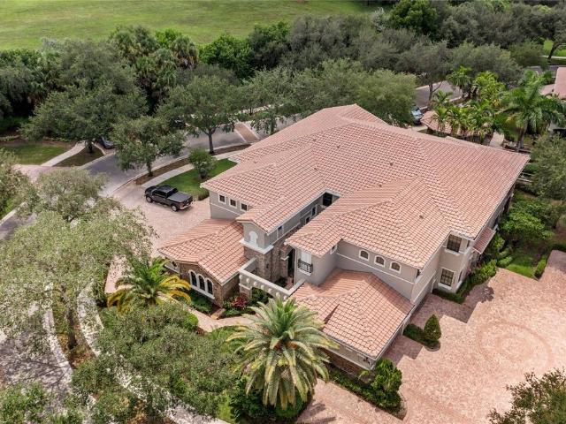 Townhouse for sale in Parkland