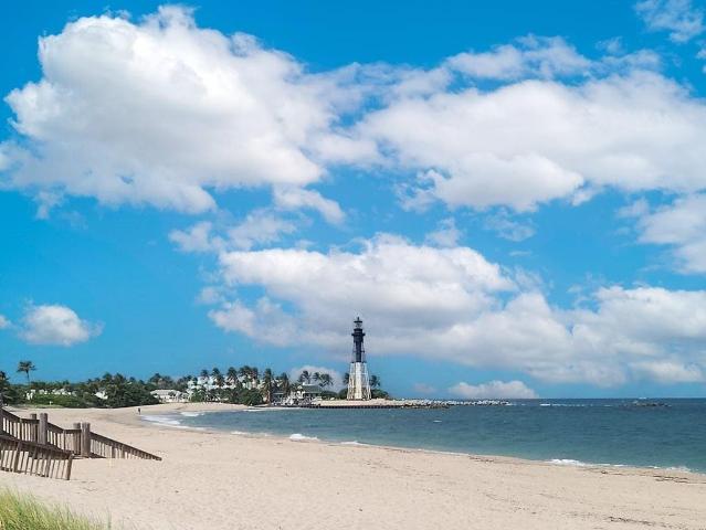 Townhouse for sale in Pompano Beach