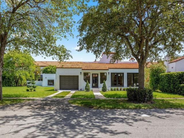 Detached House for rent in Coral Gables, Florida