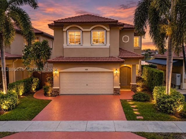 Detached House for rent in Doral, Florida