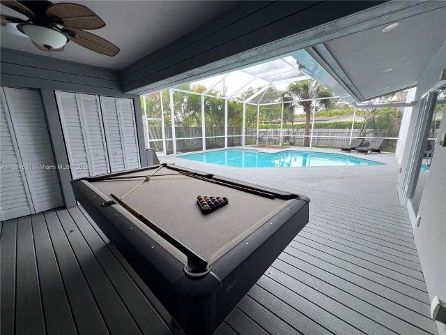 Villa for rent in Hollywood