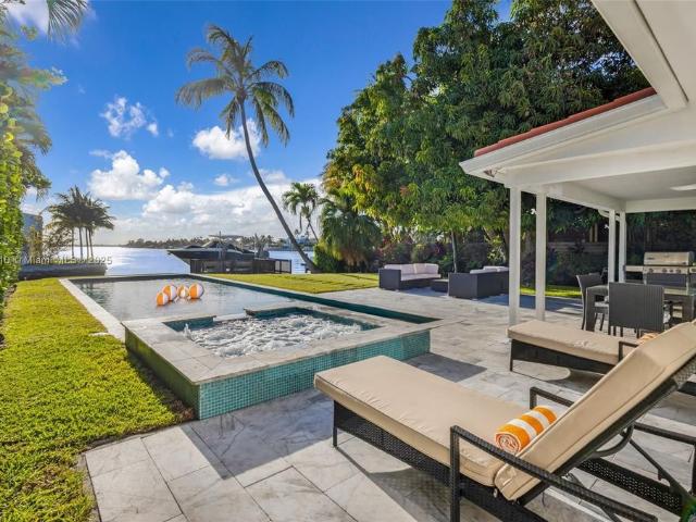 Villa for rent in Miami Beach