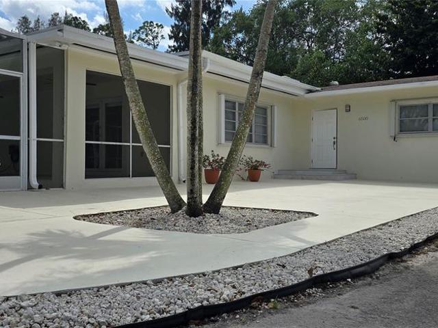 Detached House for rent in Miami, Florida