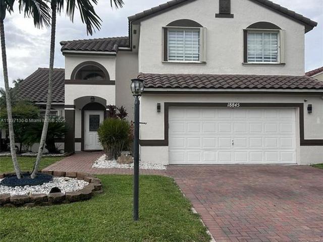 Villa for rent in Pembroke Pines
