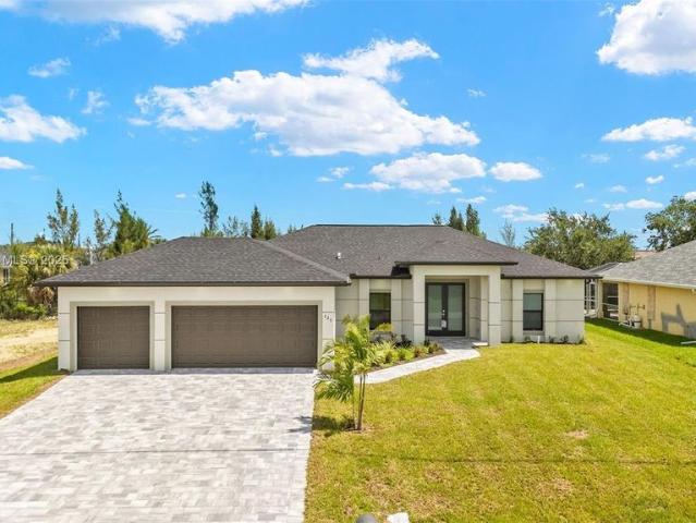 Villa for sale in Cape Coral