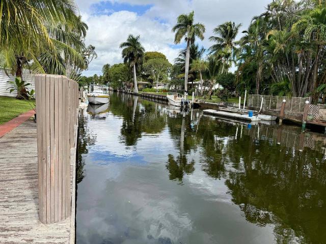 Detached House for sale in Dania, Florida