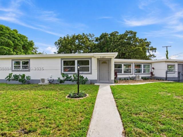 Detached House for sale in Dania Beach, Broward County
