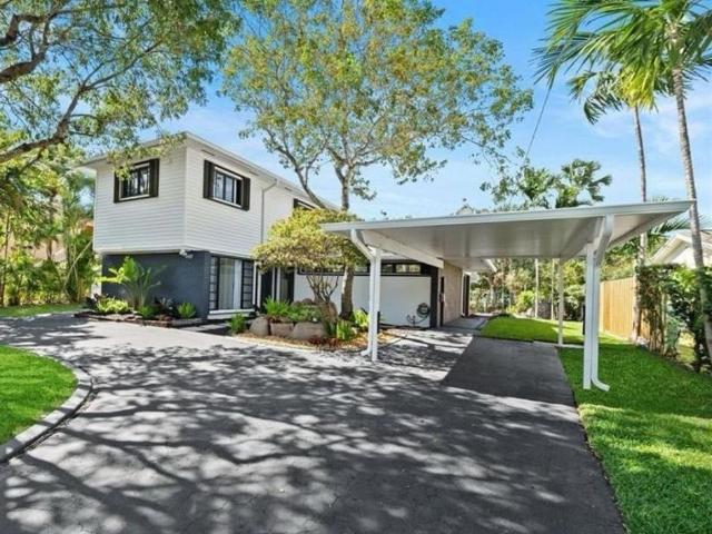 Detached House for sale in Dania, Florida