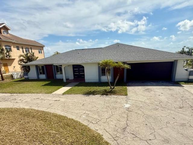 Villa for sale in Fort Myers Villa for sale in Fort Myers