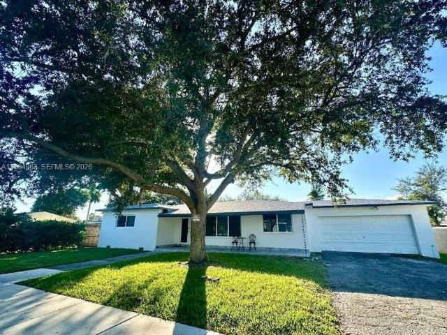 Detached House for sale in Hallandale, Florida