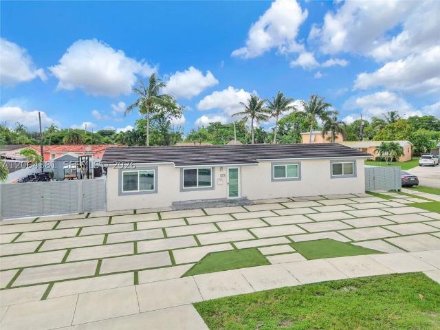 Detached House for sale in Hialeah, Florida