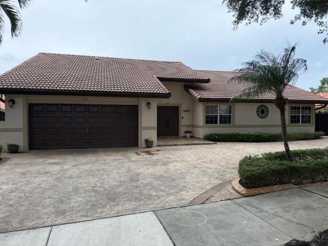 Detached House for sale in Hialeah, Florida
