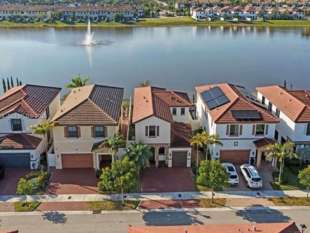 Detached House for sale in Hialeah, Florida