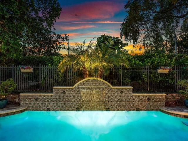 Villa for sale in Parkland