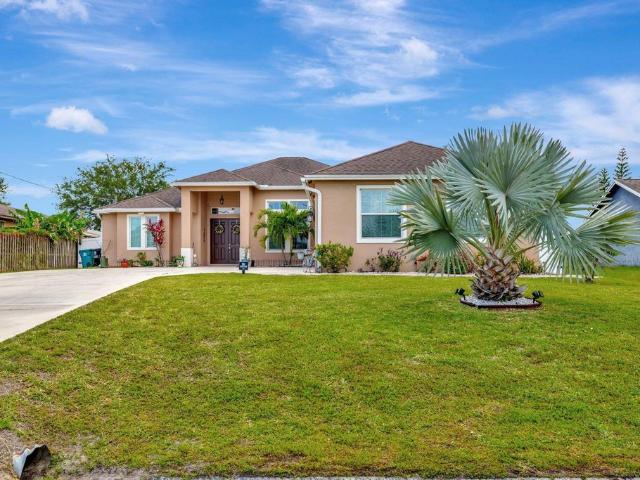 Villa for sale in Port Saint Lucie