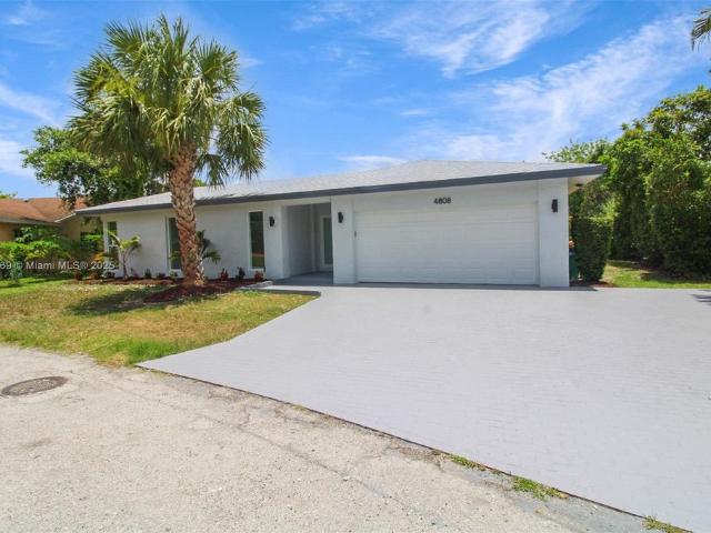 Villa for sale in Tamarac