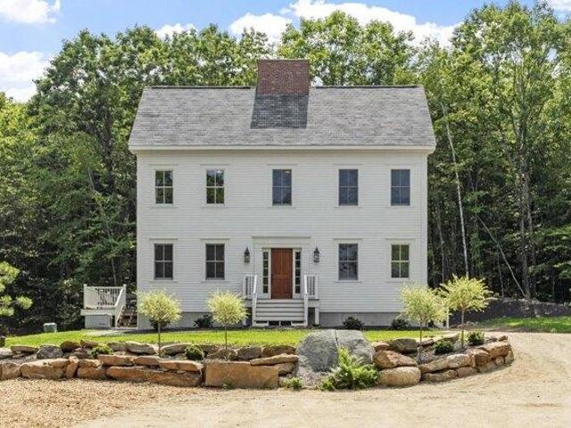 House for sale in New Hampshire