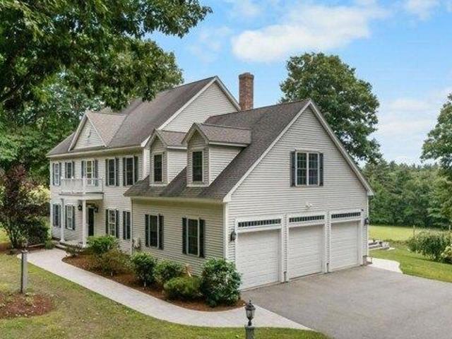 House for sale in New Hampshire