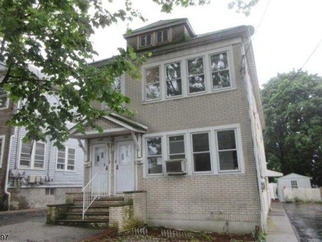 House for sale in Lyndhurst, Bergen County