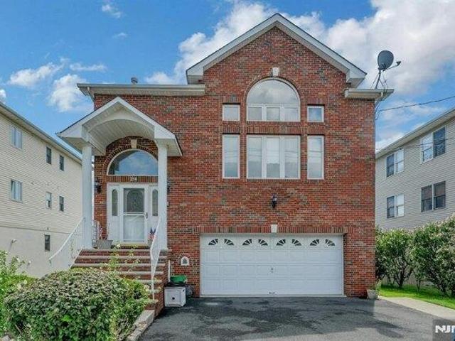 House for sale in Lyndhurst, Bergen County