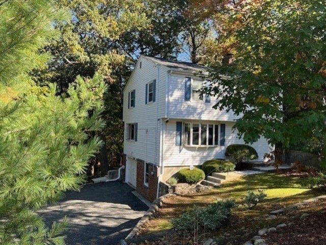 House for sale in Lynn, Essex County