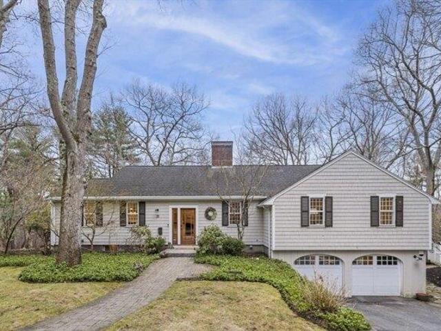 House for sale in Lynnfield, Massachusetts