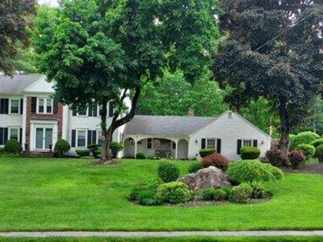 House for sale in Lynnfield, Essex County