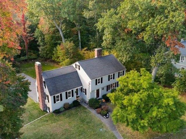 House for sale in Lynnfield, Essex County