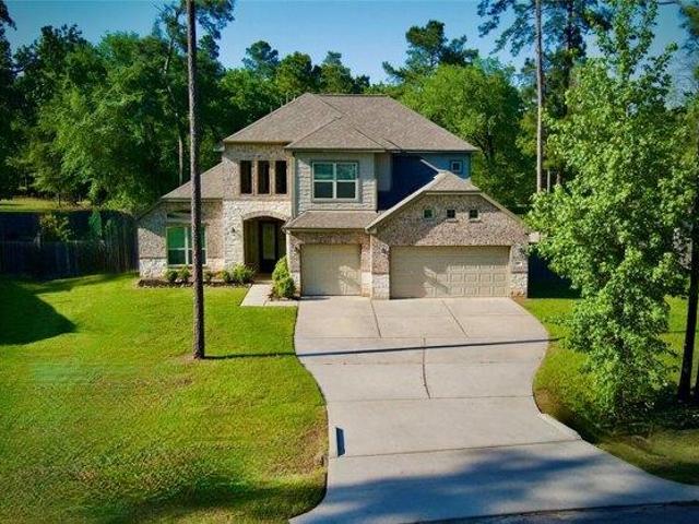 House for sale in Magnolia, Texas