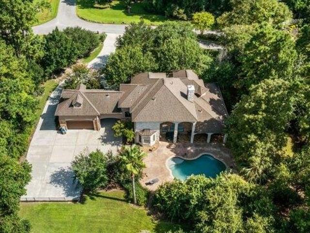 House for sale in Magnolia, Texas