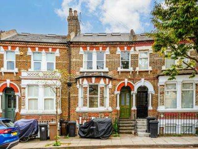 Maisonette for sale in Clapton, Lower Clapton