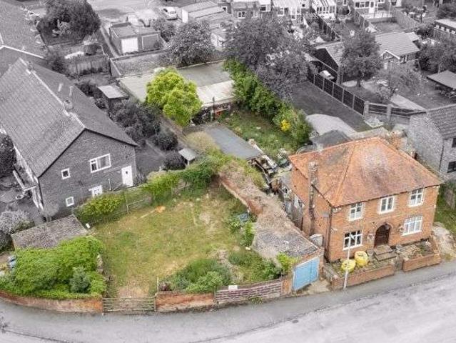 Maisonette for sale in Maidenhead